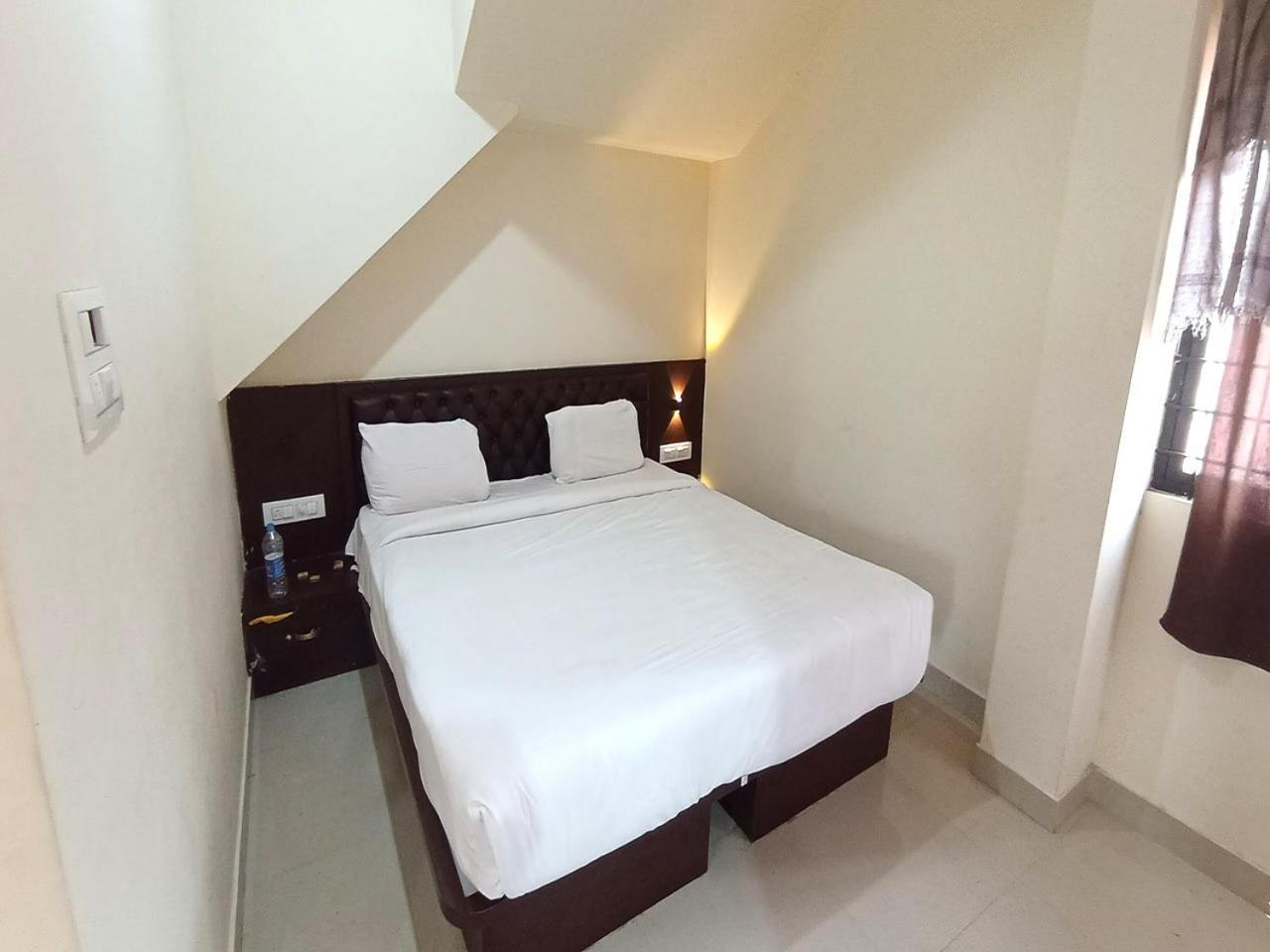Mg Residency Hotel Chikmagalur Luaran gambar